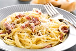 Spaghete Carbonara